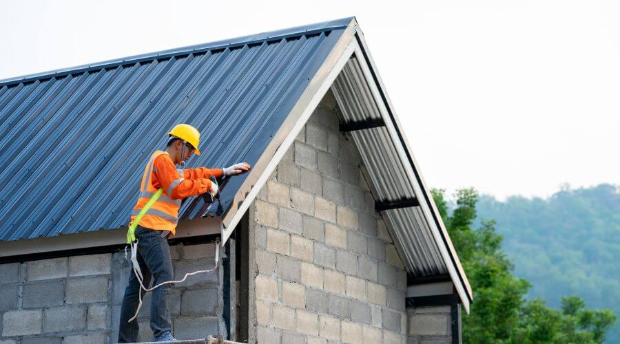 Expert Emergency Roof Repairs services in Bowerston, OH